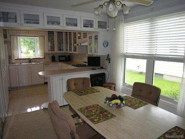 5257 Pointe Tremble Road Algonac, MI 48001 - Photo 15 of 25 19 dining.JPG
