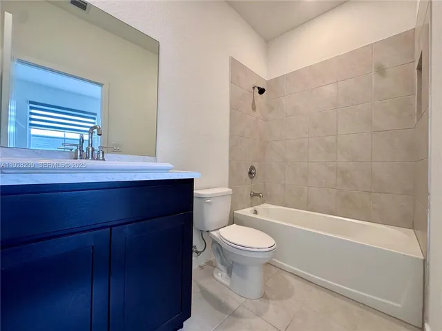 $2,099 | 544 Northeast 4th Street, Unit 544, Florida City, FL 33034