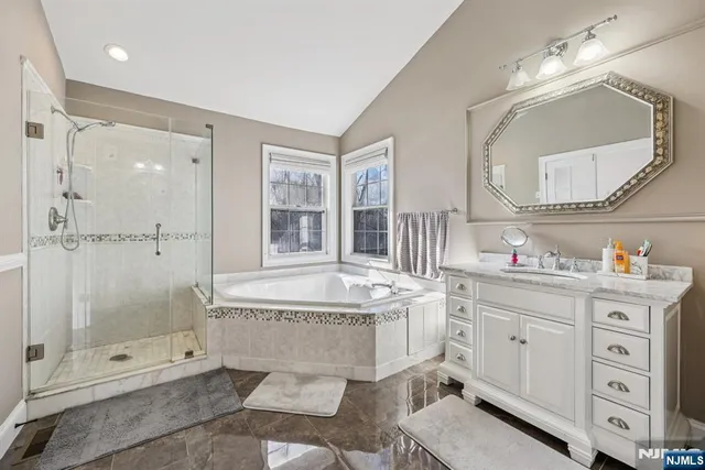 $692,000 | 26 Eider Court, Wayne, NJ 07470