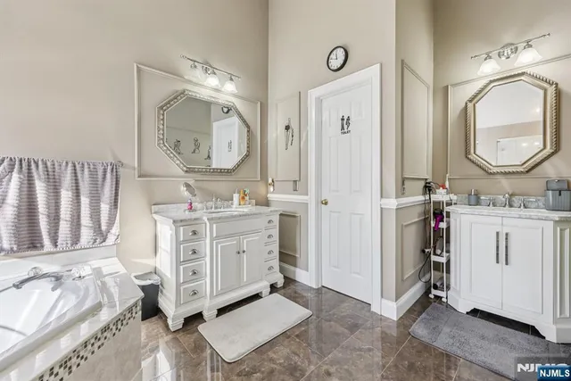 $692,000 | 26 Eider Court, Wayne, NJ 07470