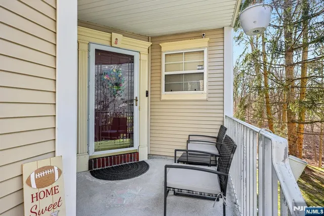 $692,000 | 26 Eider Court, Wayne, NJ 07470