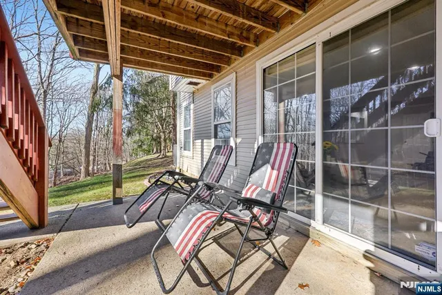 $692,000 | 26 Eider Court, Wayne, NJ 07470