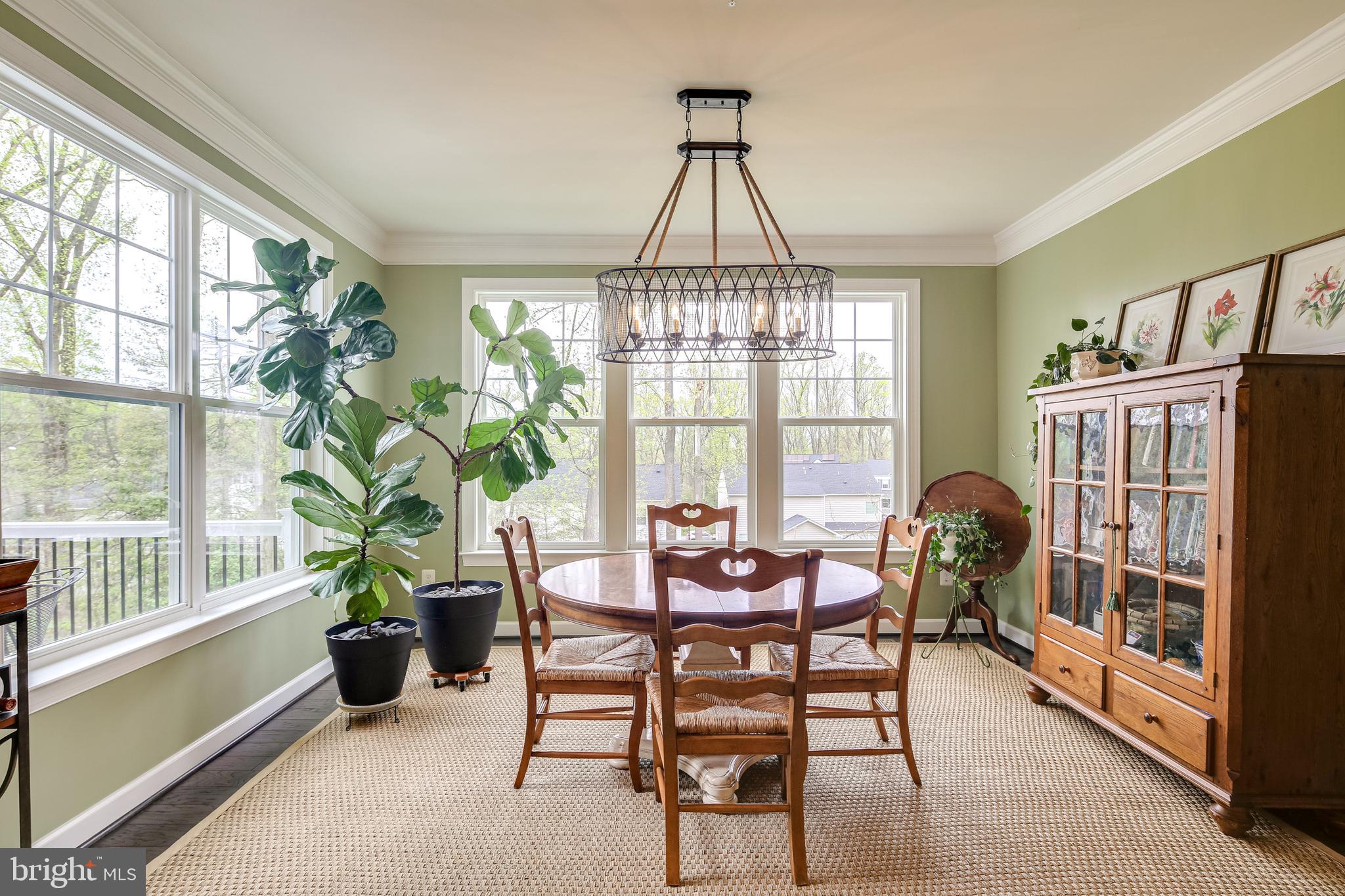 140 Moore Road Arnold, MD 21012 - Photo 11 of 37 Dining area
