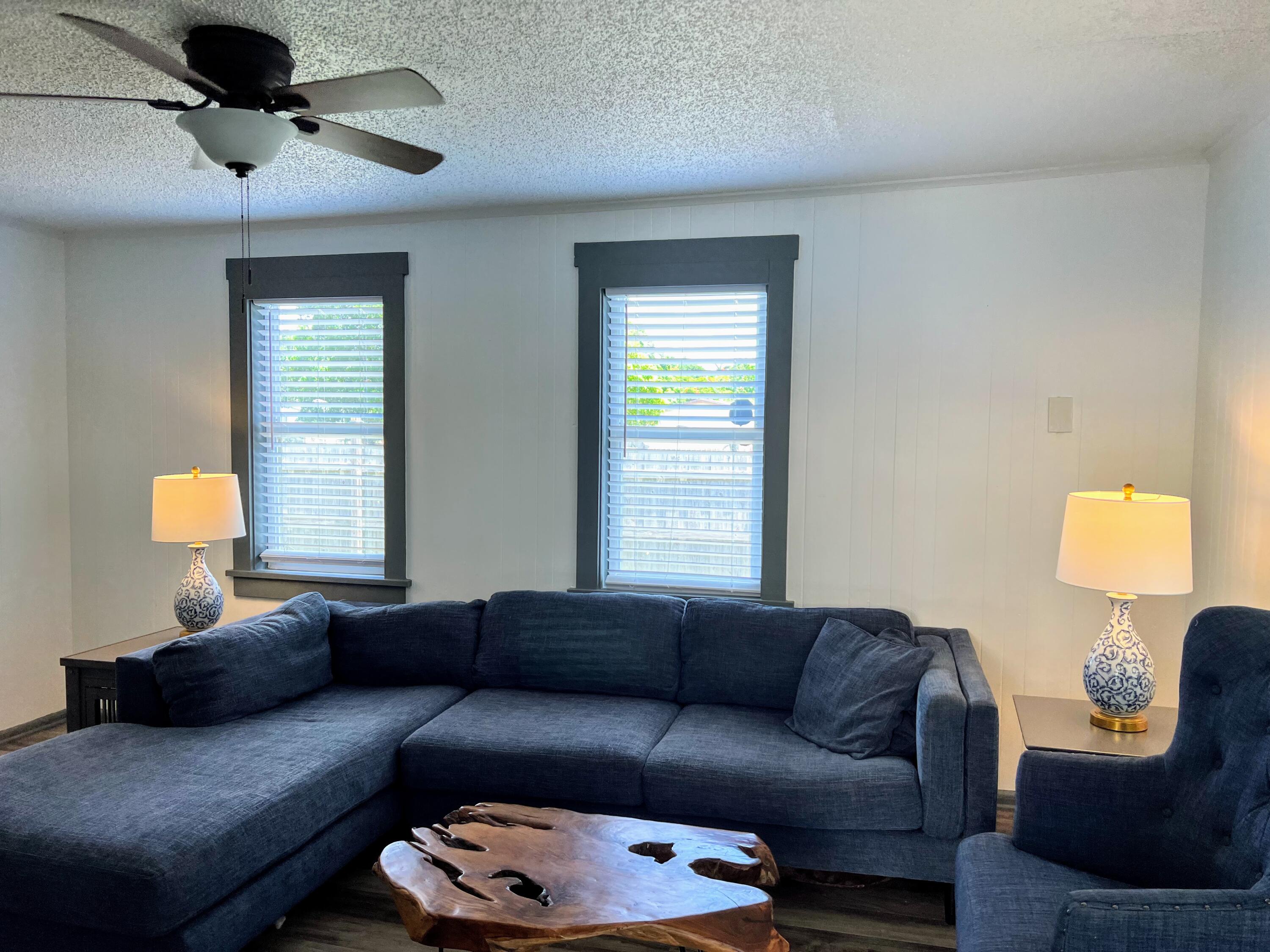 3879 Gulfstream Road Palm Springs, FL 33461 - Photo 6 of 19 IMG_3401