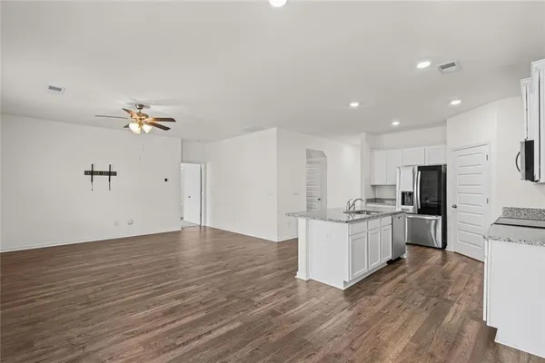 $2,500 | 166 Champlain Road, Hoschton, GA 30548