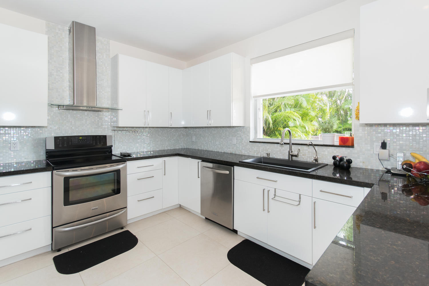 10912 Tea Olive Lane Boca Raton, FL 33498 - Photo 13 of 86 10912 Tea Olive Ln Boca Raton-large-011-