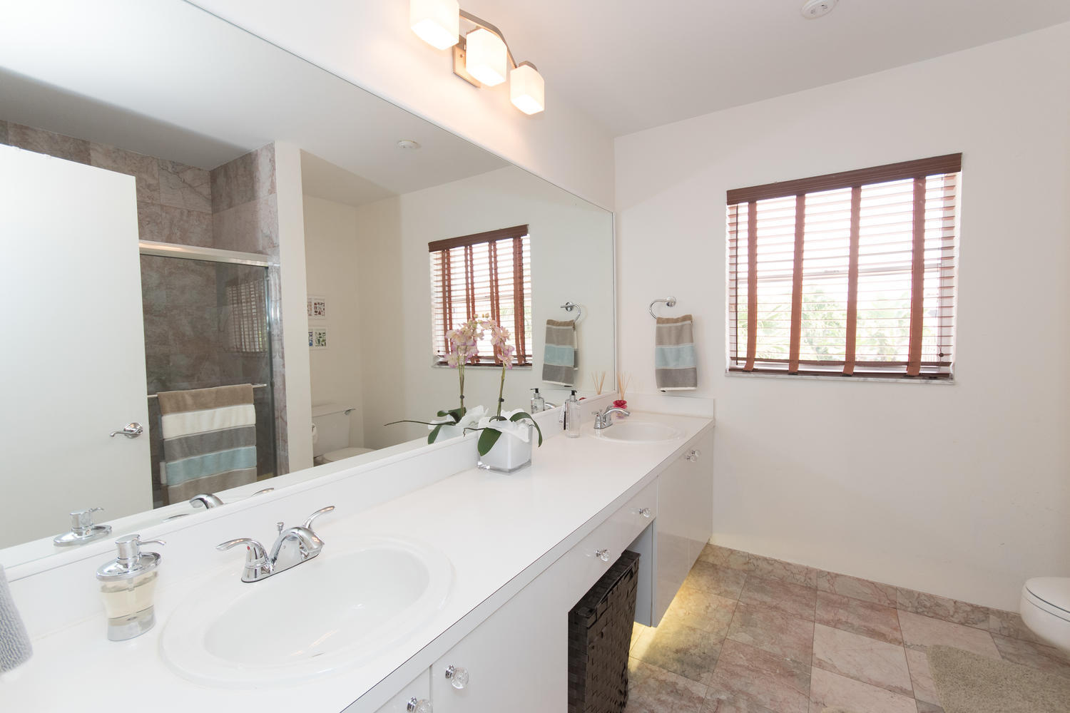 10912 Tea Olive Lane Boca Raton, FL 33498 - Photo 56 of 86 10912 Tea Olive Ln Boca Raton-large-054-