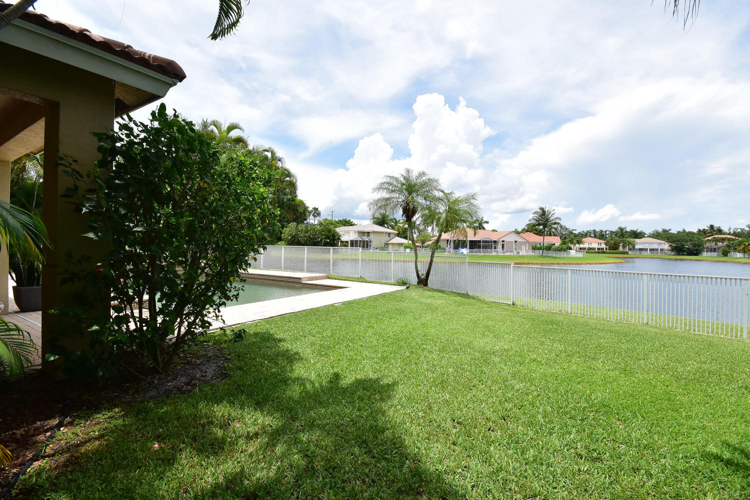 10912 Tea Olive Lane Boca Raton, FL 33498 - Photo 72 of 86 10912 Tea Olive Ln Boca Raton-large-073-