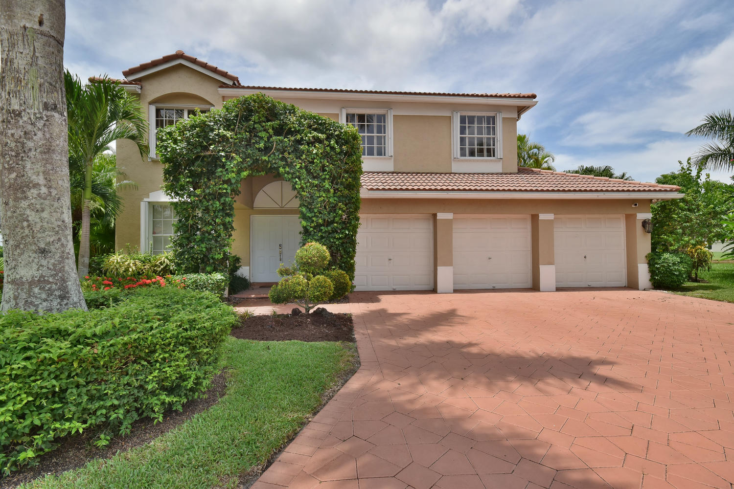 10912 Tea Olive Lane Boca Raton, FL 33498 - Photo 74 of 86 10912 Tea Olive Ln Boca Raton-large-077-