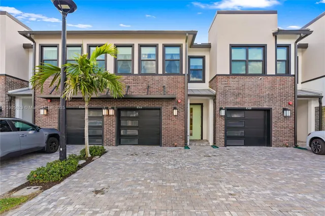 $4,100 | 8366 Northwest 7th Court, Plantation, FL 33324