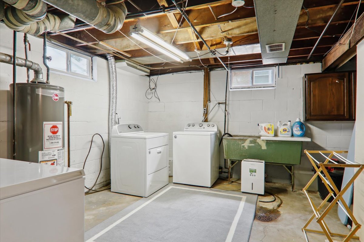 910 South Adelaide Street Normal, IL 61761 - Photo 17 of 21 Gallery Image 17