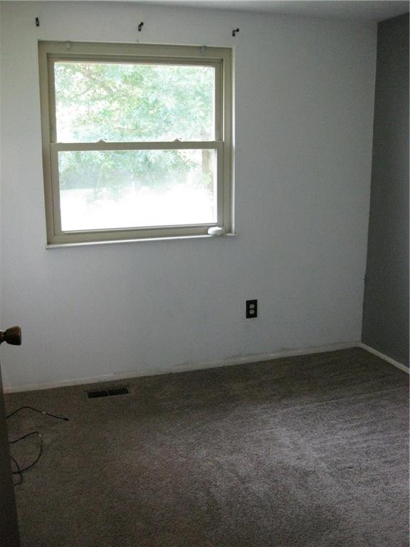 149 Summit Ridge Drive Bridgeville, PA 15017 - Photo 14 of 20 3rd Bedroom