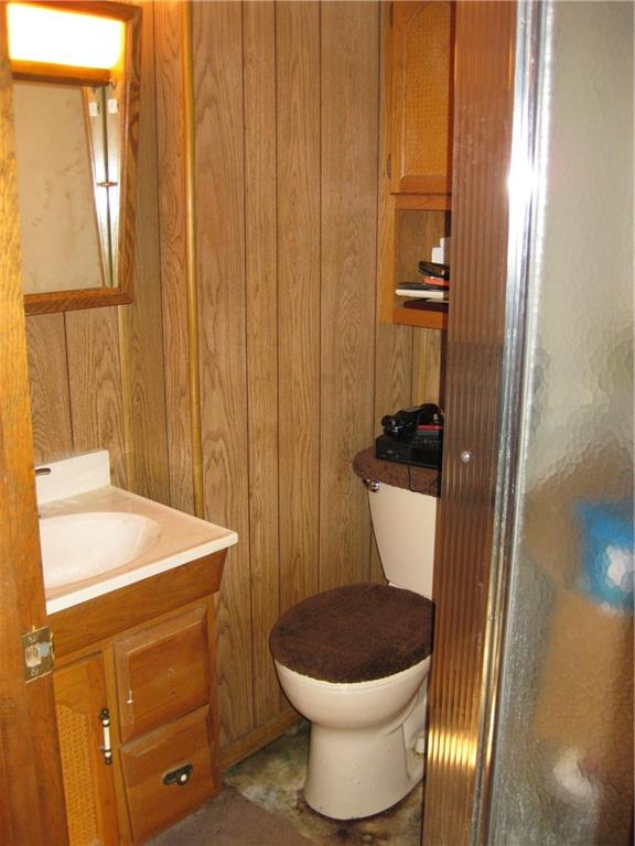 149 Summit Ridge Drive Bridgeville, PA 15017 - Photo 18 of 20 Full Bathroom