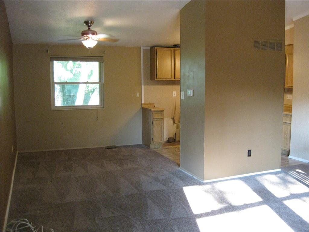 149 Summit Ridge Drive Bridgeville, PA 15017 - Photo 8 of 20 Dining Room