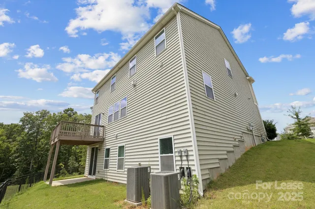 $3,300 | 17121 Carolina Pine Row, Charlotte, NC 28278