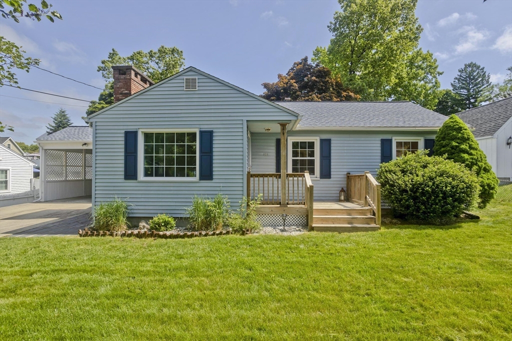 141 West Canton Circle Springfield, MA 01104 - Photo 1 of 42 Gallery Image 1