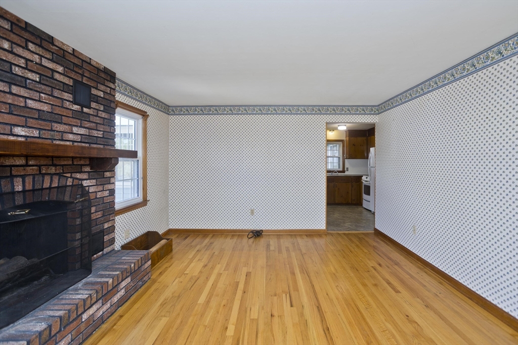 141 West Canton Circle Springfield, MA 01104 - Photo 14 of 42 Gallery Image 14