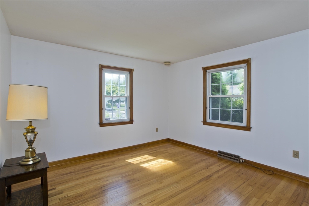 141 West Canton Circle Springfield, MA 01104 - Photo 27 of 42 Gallery Image 27