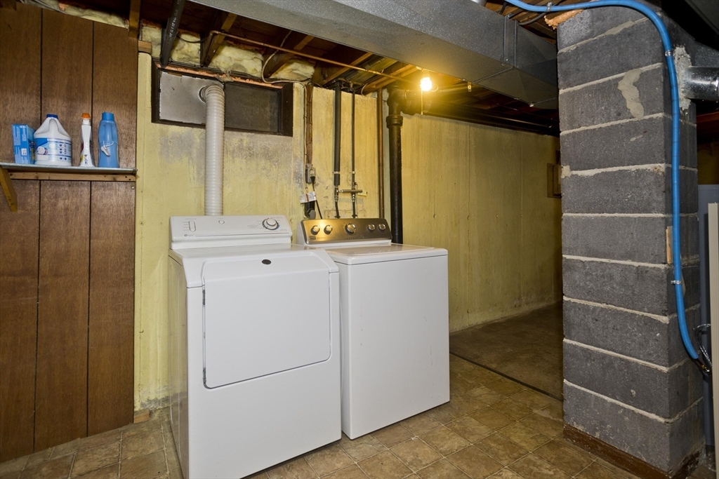 141 West Canton Circle Springfield, MA 01104 - Photo 40 of 42 Gallery Image 40
