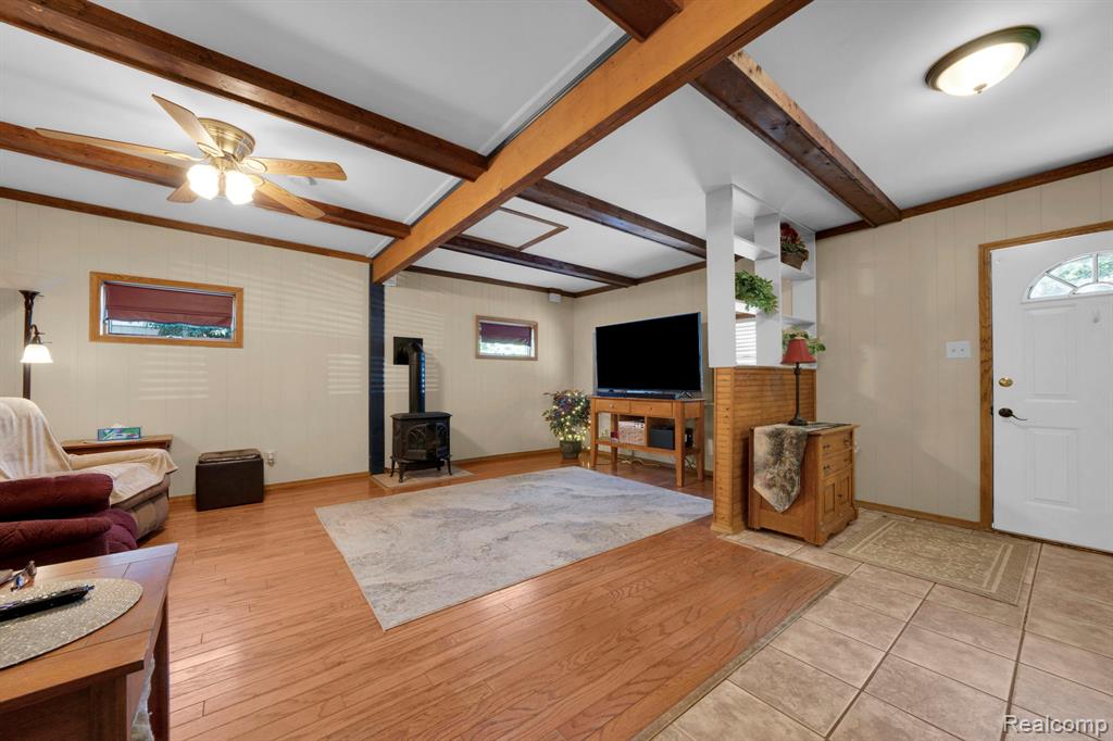 957 Miller Road Lake Orion, MI 48362 - Photo 5 of 41 Gallery Image 5