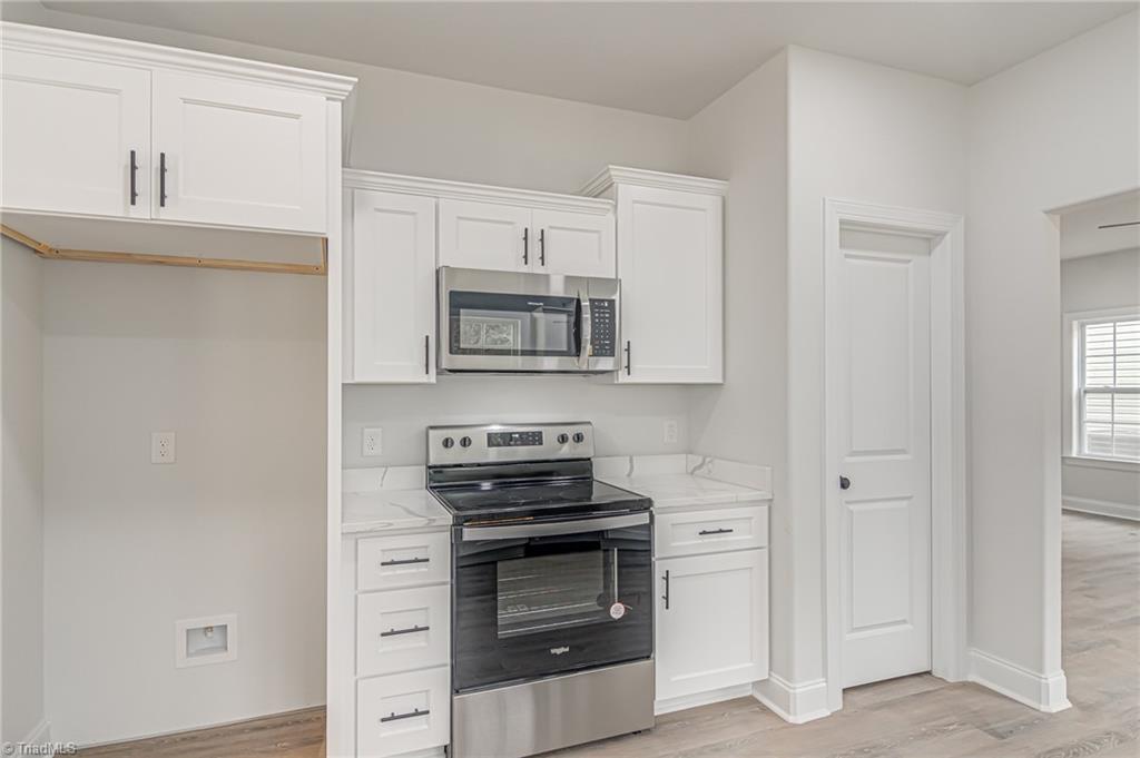 5303 Ridgefall Road Greensboro, NC 27410 - Photo 8 of 32