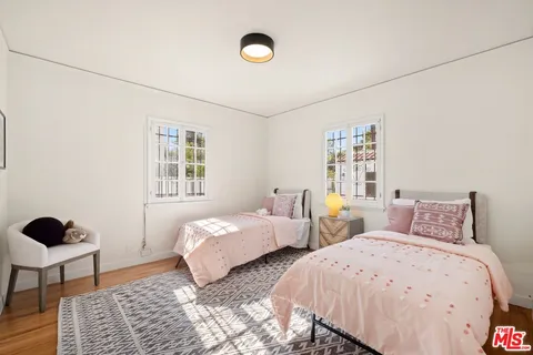 $1,799,000 | 613 North Detroit Street, Los Angeles, CA 90036
