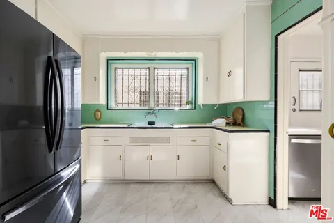 $1,799,000 | 613 North Detroit Street, Los Angeles, CA 90036