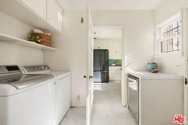 $1,799,000 | 613 North Detroit Street, Los Angeles, CA 90036