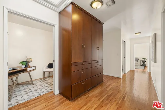 $1,799,000 | 613 North Detroit Street, Los Angeles, CA 90036