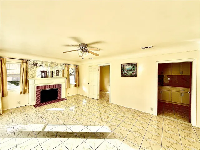 a view of an entryway