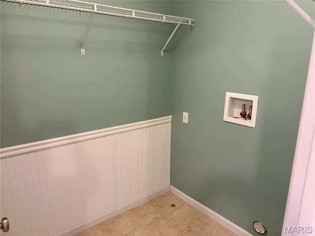 $2,300 | 223 Countryshire Drive, Lake St. Louis, MO 63367