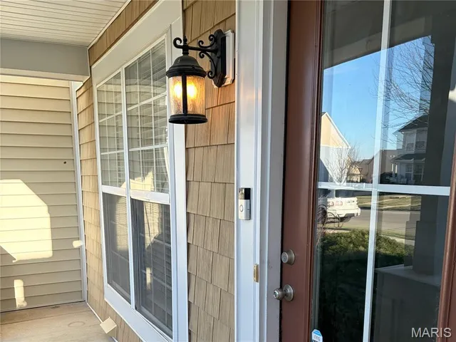 $2,300 | 223 Countryshire Drive, Lake St. Louis, MO 63367