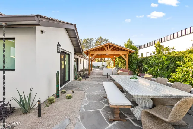 $2,250,000 | 4142 East Stanford Drive, Phoenix, AZ 85018