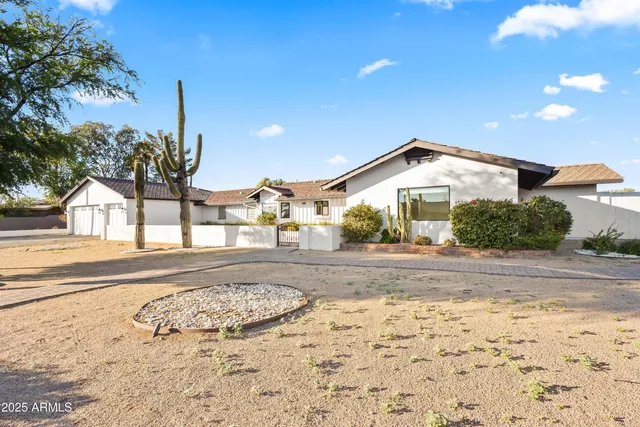 $2,250,000 | 4142 East Stanford Drive, Phoenix, AZ 85018