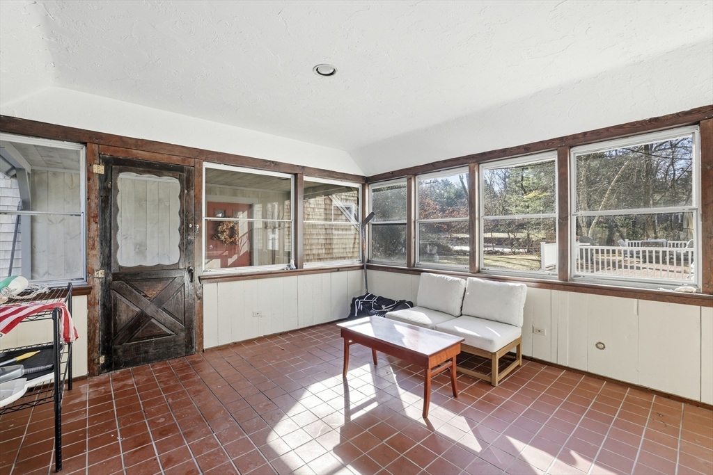 55 Cooke Road Plymouth, MA 02360 - Photo 27 of 39