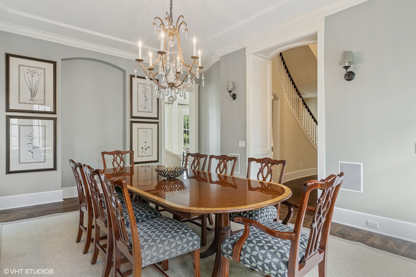 725 Walden Road Winnetka, IL 60093 - Photo 28 of 84 a dining room with furniture a chandelier and wooden floor