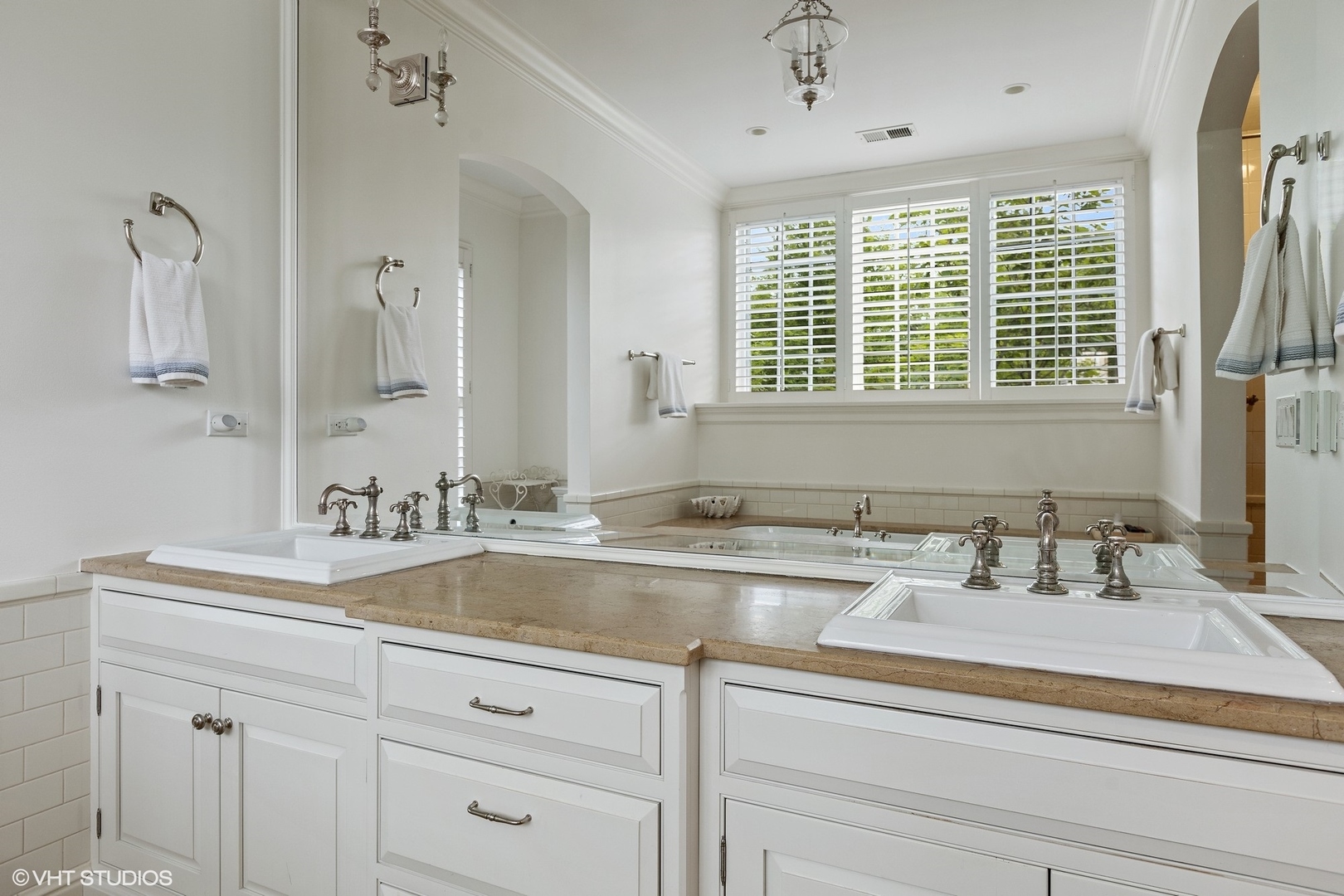 725 Walden Road Winnetka, IL 60093 - Photo 34 of 84