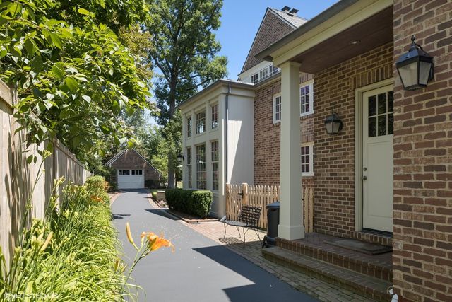 $3,200,000 | 725 Walden Road, Winnetka, IL 60093