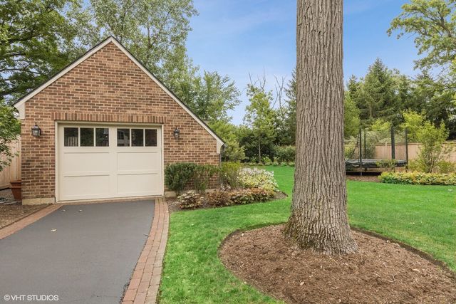 $3,200,000 | 725 Walden Road, Winnetka, IL 60093