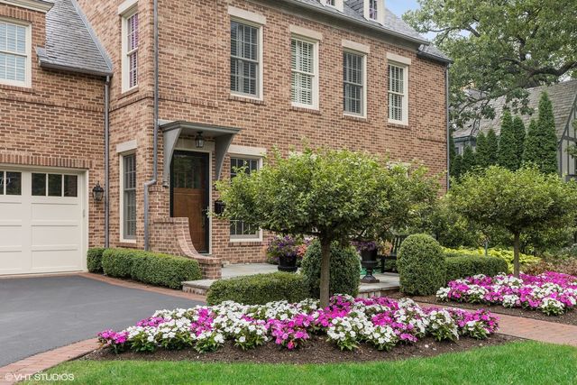 $3,200,000 | 725 Walden Road, Winnetka, IL 60093