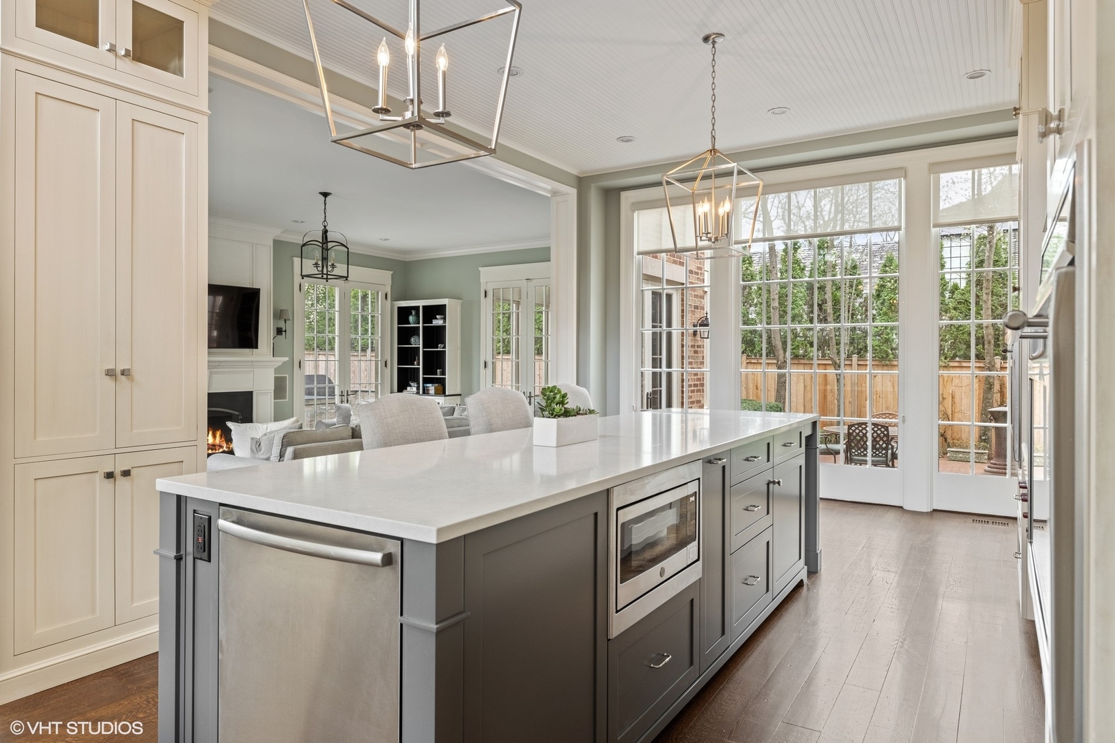725 Walden Road Winnetka, IL 60093 - Photo 7 of 84