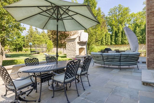 $3,200,000 | 725 Walden Road, Winnetka, IL 60093