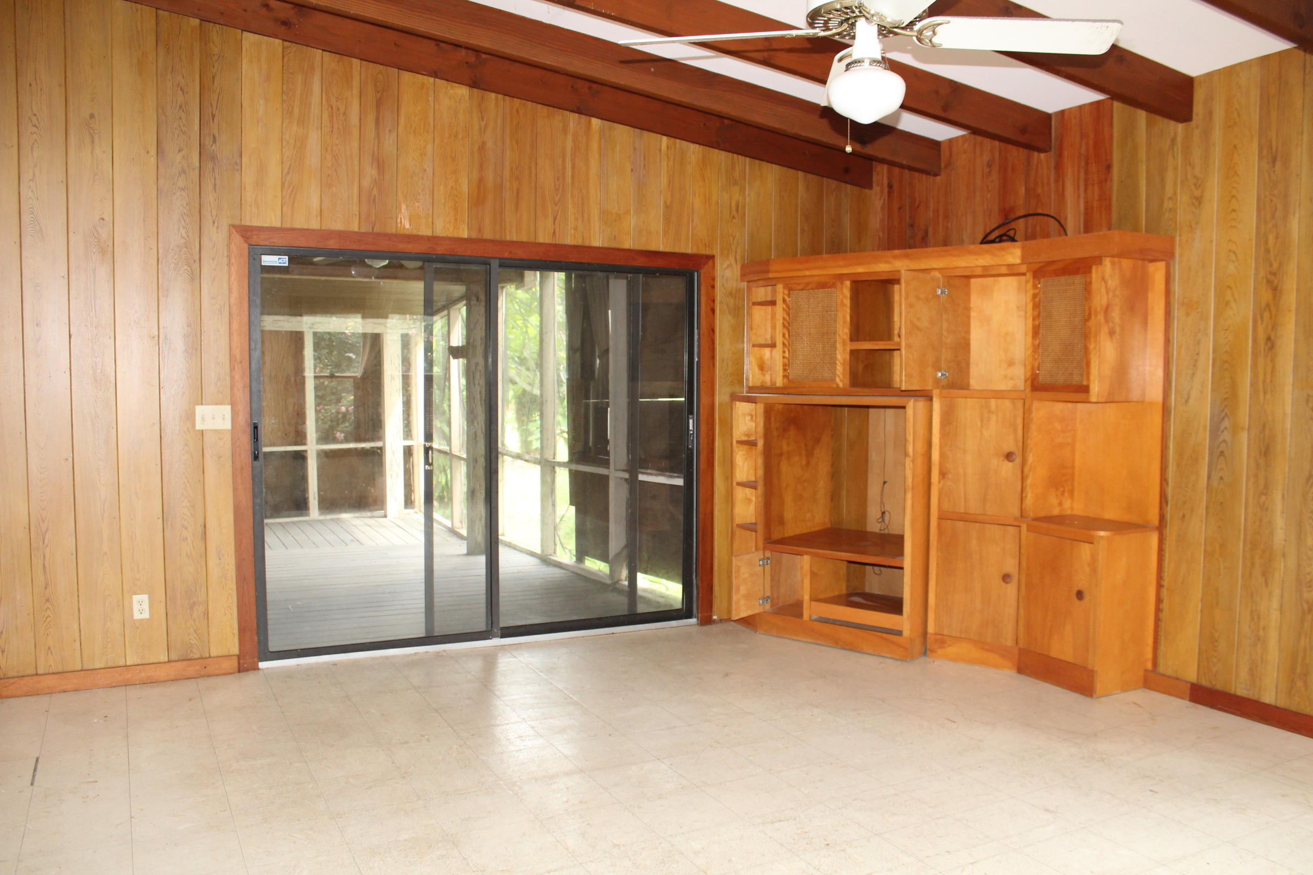 719 Bacom Point Road Pahokee, FL 33476 - Photo 3 of 10 Possibilities abound