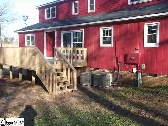 131 Oaklawn Road Pelzer, SC 29669 - Photo 2 of 25