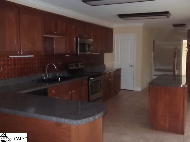 131 Oaklawn Road Pelzer, SC 29669 - Photo 11 of 25