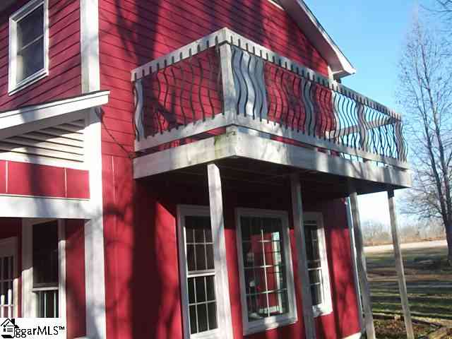 131 Oaklawn Road Pelzer, SC 29669 - Photo 4 of 25