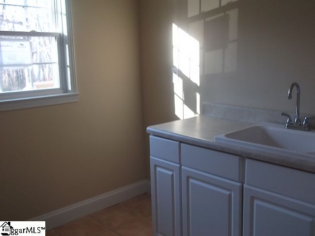 131 Oaklawn Road Pelzer, SC 29669 - Photo 9 of 25