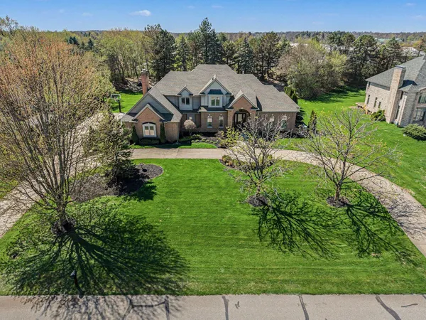 $2,300,000 | 5050 Village Road, Saline, MI 48176