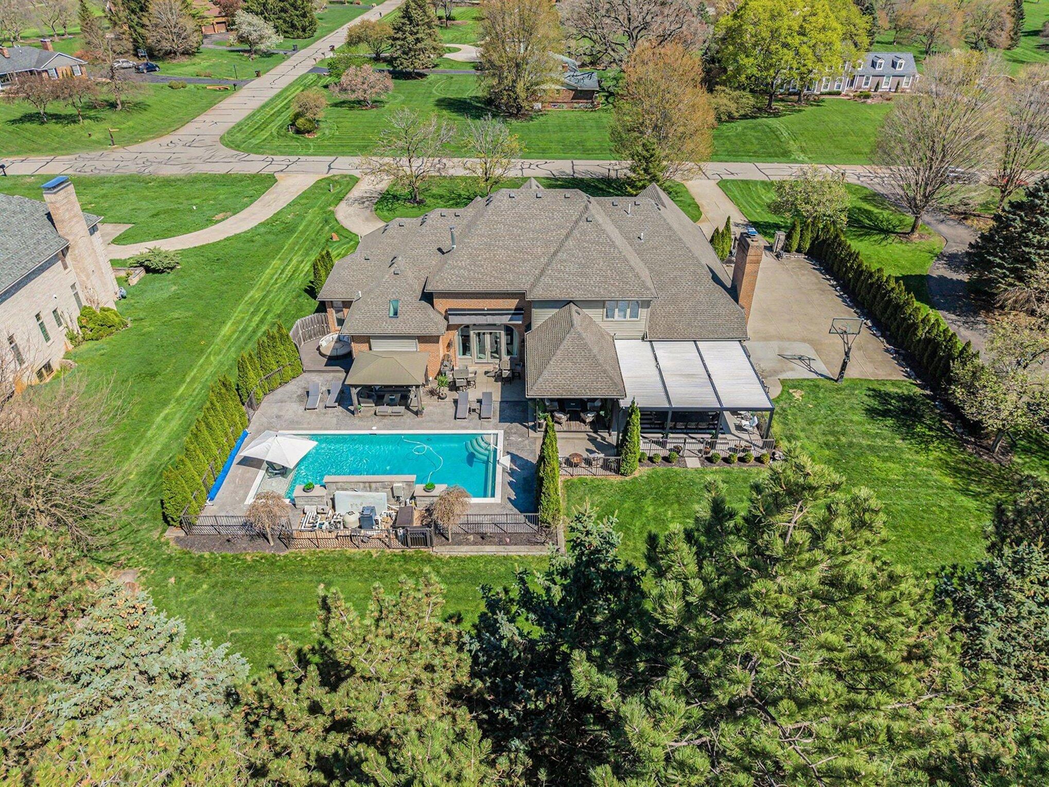 5050 Village Road Saline, MI 48176 - Photo 167 of 168 163_file_1682