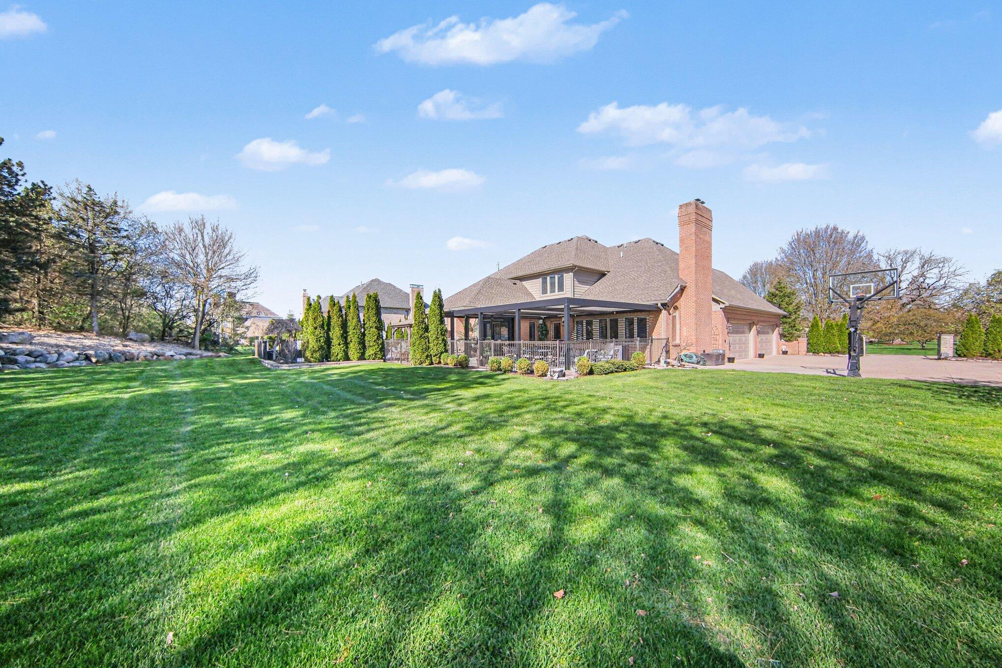 5050 Village Road Saline, MI 48176 - Photo 8 of 168 005_file_1511